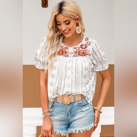 Whispering Winds Short Sleeve Embroidery Blouse - Picture 4 of 4